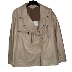 Elizabeth and James Sz 3x (No Tag)Cream Faux Leather Asymmetric Zip Moto‎ Jacket